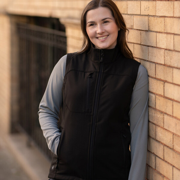 Women’s Cascades softshell vest Thumbnail